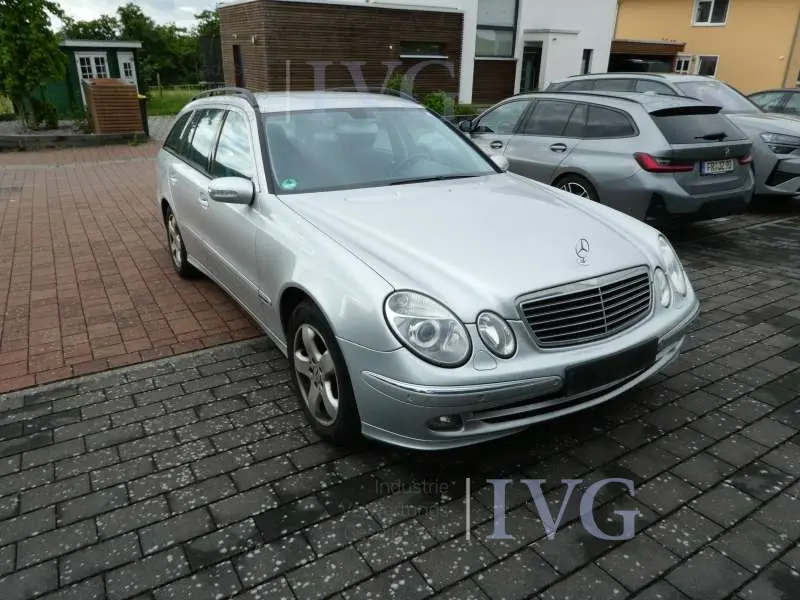 PKW MERCEDES-BENZ E 220 CDI Kombi (211 K) Avantgarde